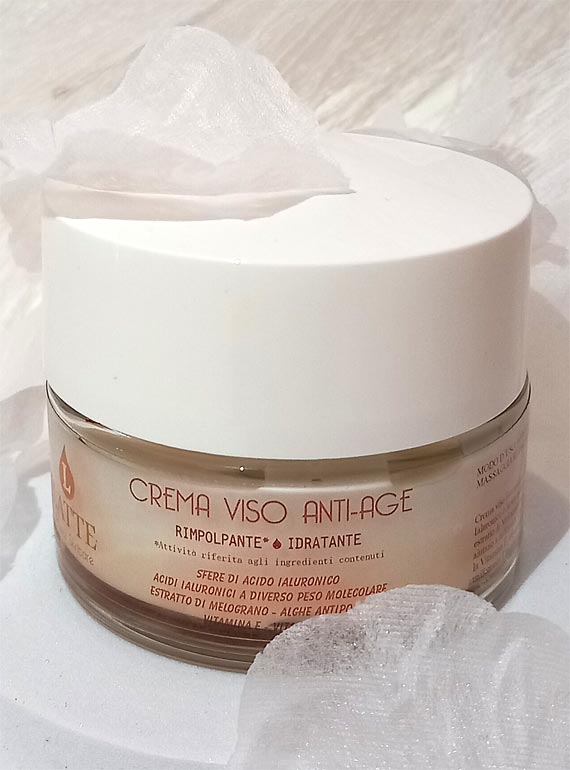 Crema viso anti-age cosmetico